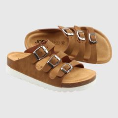 Brun sandal, toffel med vit sula. kilklack avlastar hälsporre.