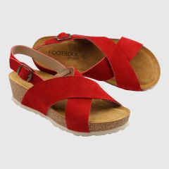 Sandaletter för kräsna fötter. Röd skinnsandalett från Footsoul.