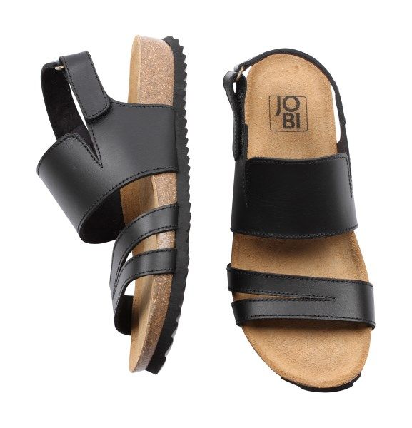 Nätt sandal som är vacker och otroligt bekväm på foten. Följsam ovandel!